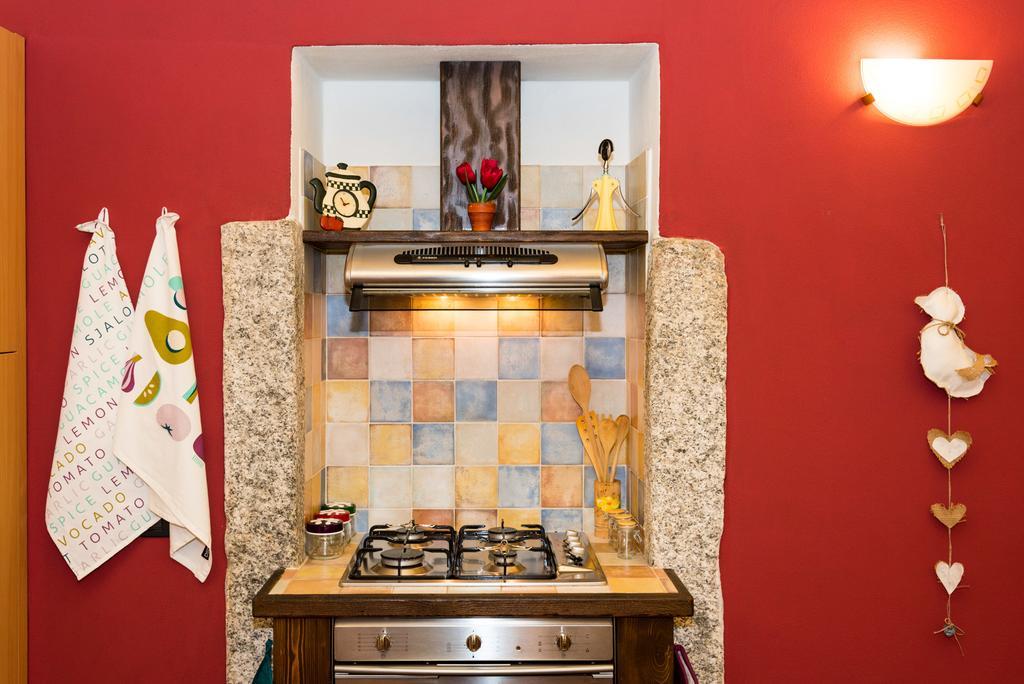 Casa Corte Alla Rocca Arona Ngoại thất bức ảnh