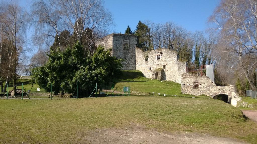 Casa Corte Alla Rocca Arona Ngoại thất bức ảnh