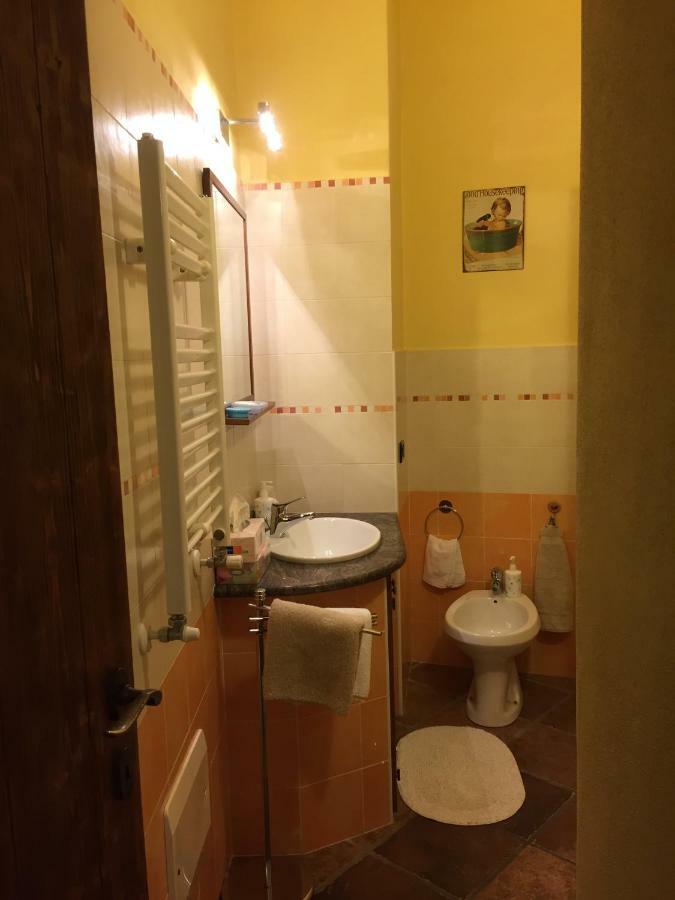 Casa Corte Alla Rocca Arona Ngoại thất bức ảnh